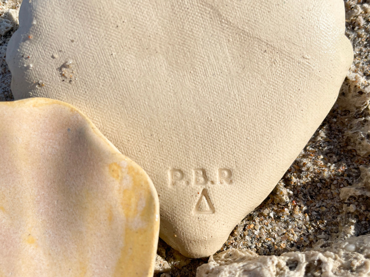 Kips Bay Show House Avenue Pottery x PBR Shellegance Trinket Dish (Peach)