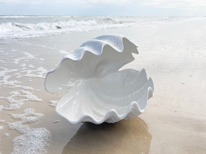 Large Italian Ceramic Clam Shell